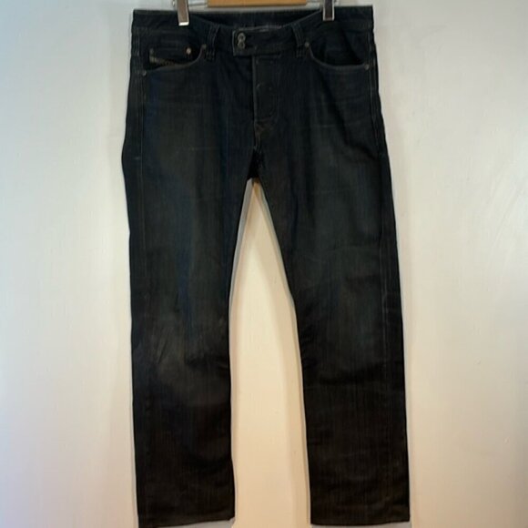Men's Diesel Viker- R-box regular straight black jeans size W 33 L32 - Picture 1 of 13